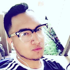 Meet your Posher, Larry